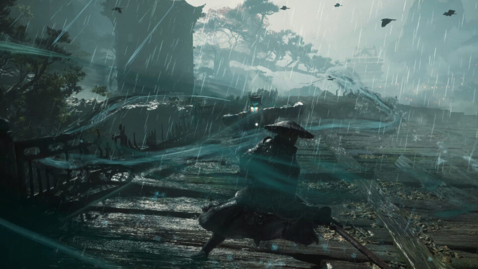 ภาพจากเกม Phantom Blade Zero ตัวเอกฟาดดาบบนสะพานไม้กลางสายฝนพร้อมเอฟเฟกต์พลังสีฟ้าอมเขียว (ภาพ: S-GAME)