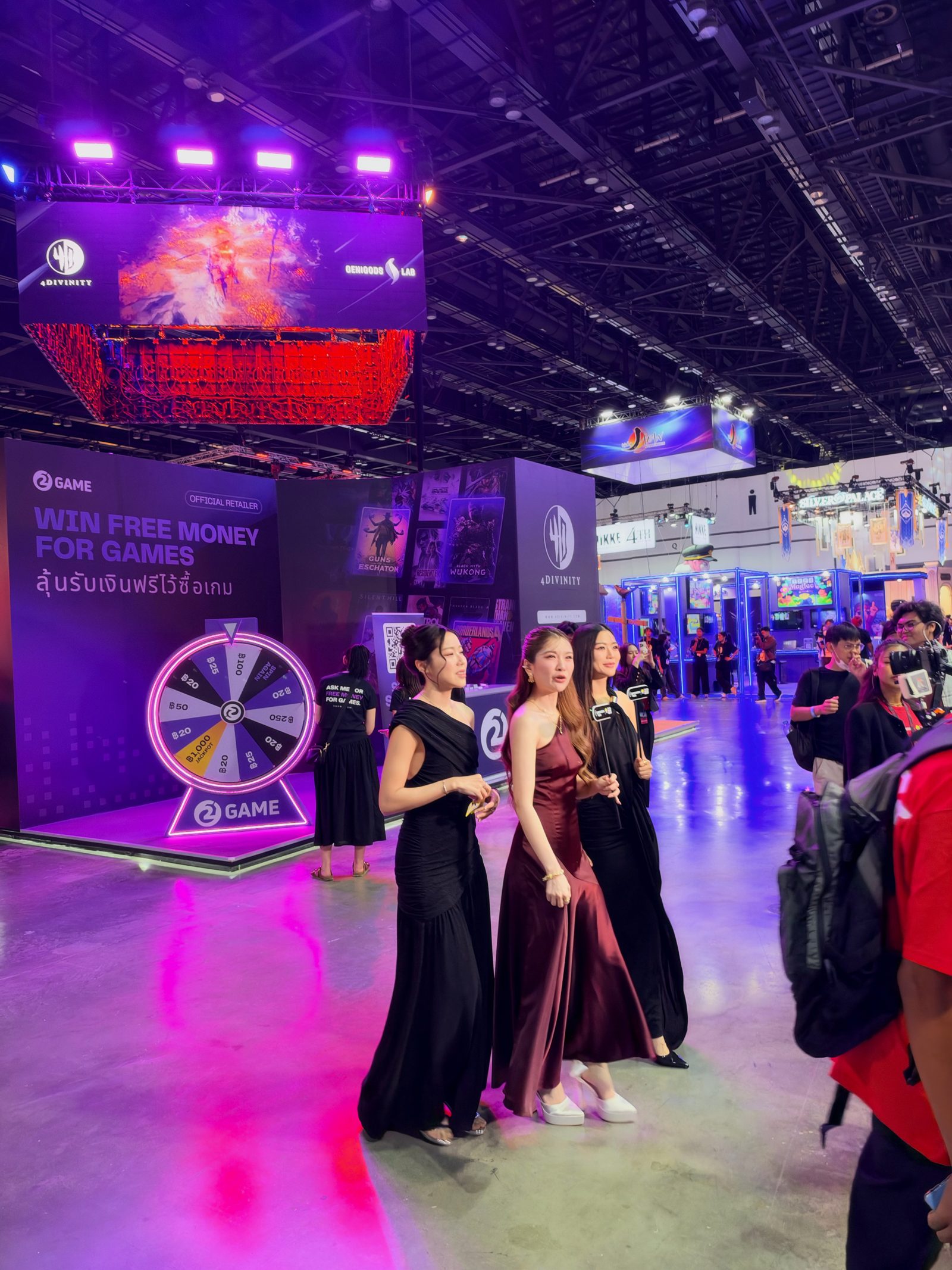 วงล้อลุ้นของรางวัลที่บูธ 2Game งาน gamescom asia x Thailand Game Show 2026